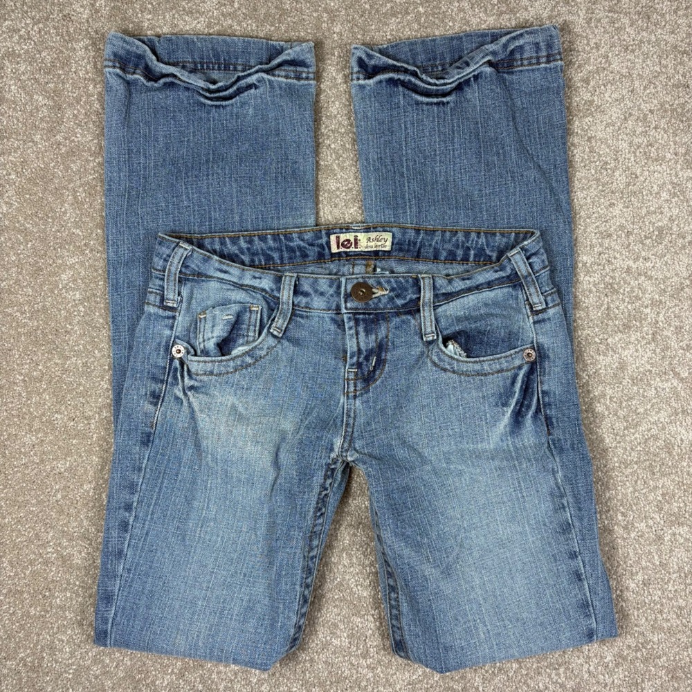 LEI Ashley Ultra Low Rise Bootcut Jeans Y2K Embroidered Heart Wings Blue Size 3